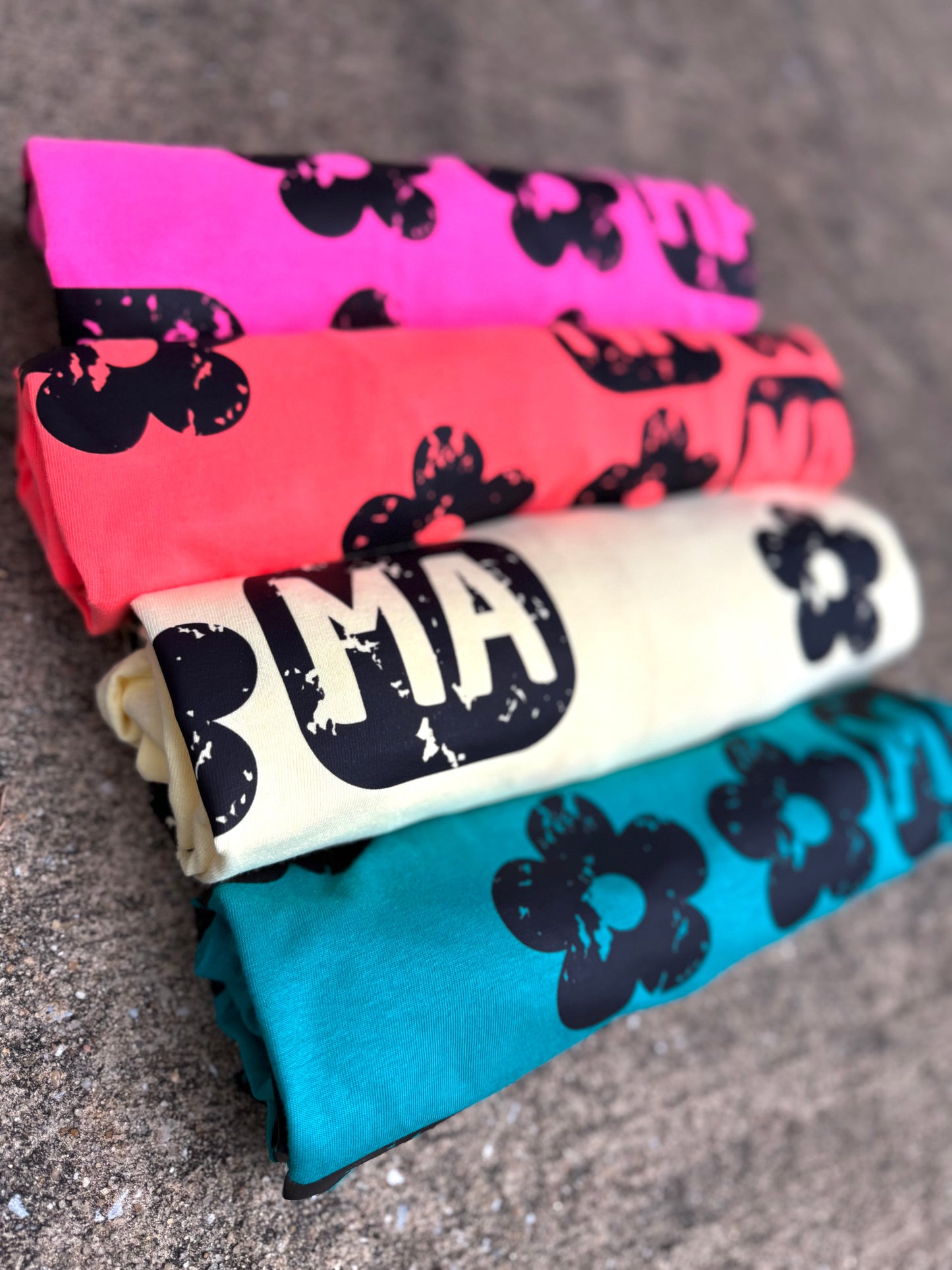 Mama Flower Graphic Tee - RTS